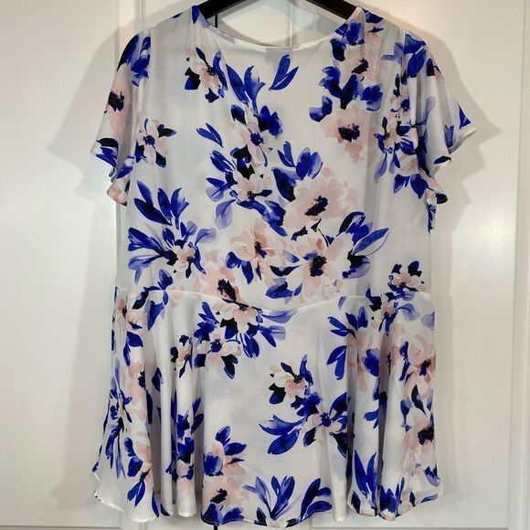 TORRID Floral Blouse - Picture 5 of 8